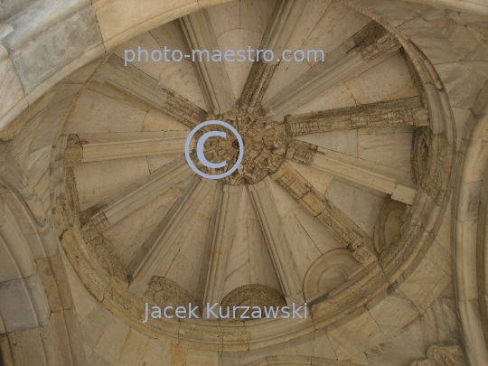Georgia,Kutaisi,Imeretia Region,architecture,history,culture,comuniaction,city center,Bagrati Cathedral,details