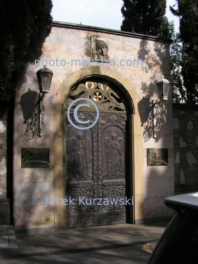 Georgia,Tibilisi,capital city of Georgia,city center,architecture,buildings,Old Town,details,gate