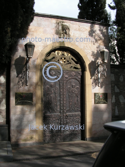 Georgia,Tibilisi,capital city of Georgia,city center,architecture,buildings,Old Town,details,gate